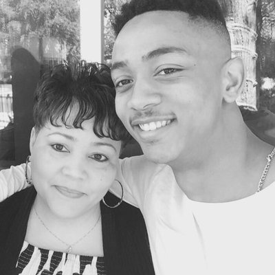 Profile Picture of Inez McDonald (@mcinez22) on Twitter