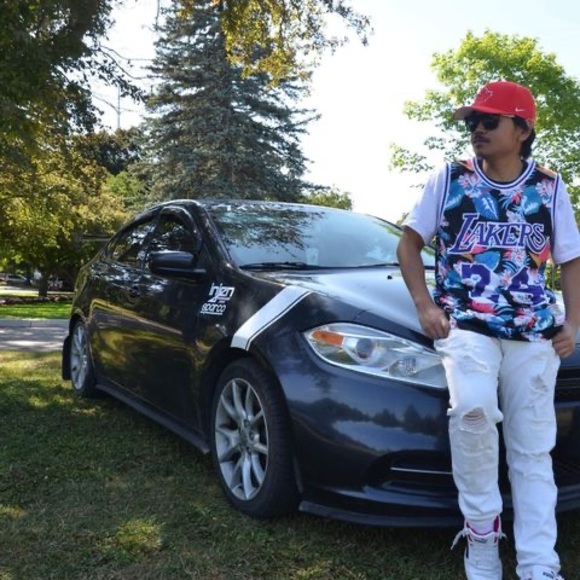 Profile Picture of John carl Formentos (@jformentos) on Poshmark