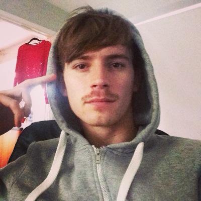 Profile Picture of Andy Severn (@Greeny0009) on Twitter