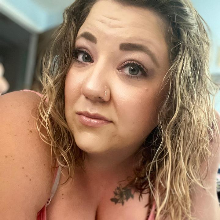 Profile Picture of bri_blauvelt (@bri_blauvelt) on Tiktok