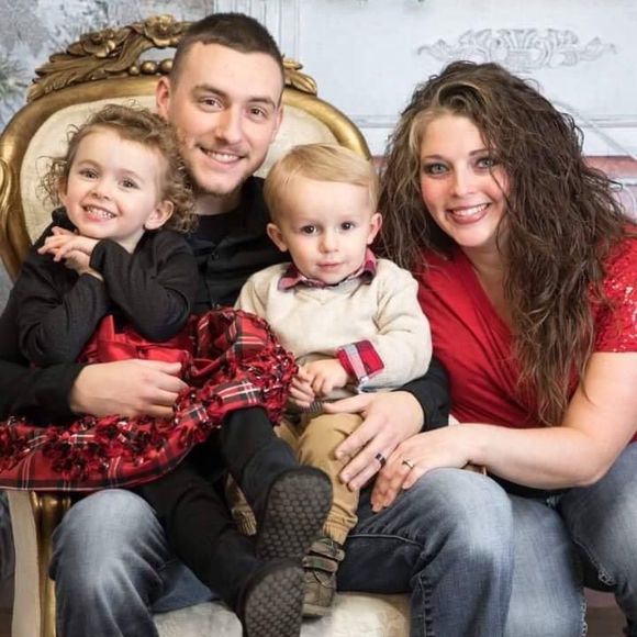 Profile Picture of Joshua Jones (@joshuajones153) on Poshmark