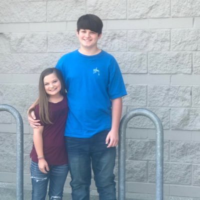 Profile Picture of Emily Cecil (@emilycecil15) on Twitter