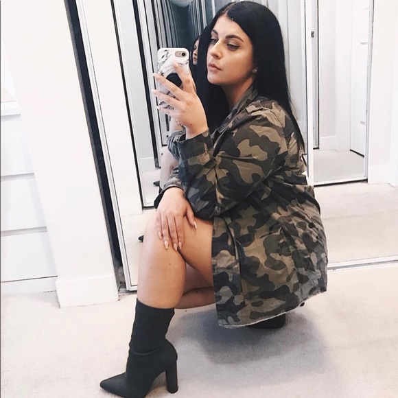 Profile Picture of Dani Wilder (@daniwilder) on Poshmark