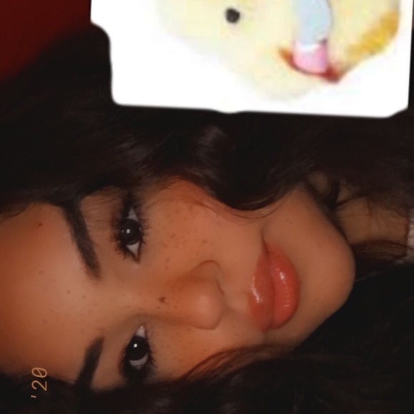 Profile Picture of Briana Mcmurrain (@bri_ianaa) on Poshmark