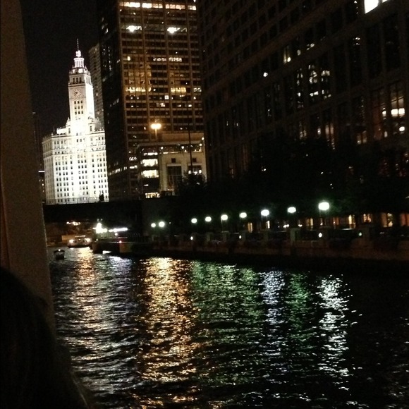 Profile Picture of Eiman Elmileik (@eimane17) on Poshmark