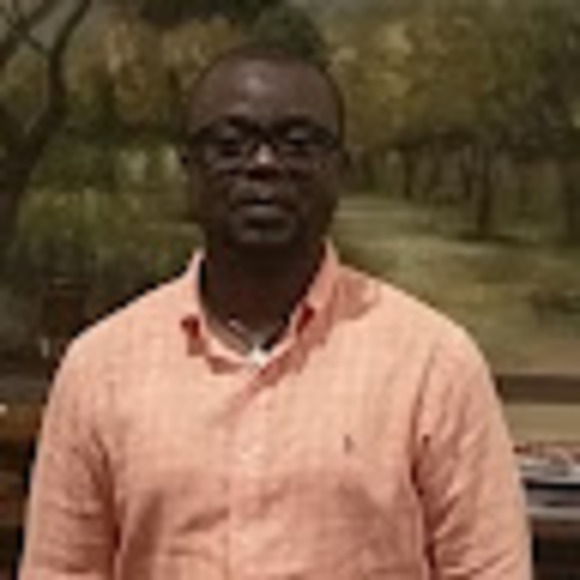Profile Picture of Bouboul Munganga (@boulmitsh) on Poshmark