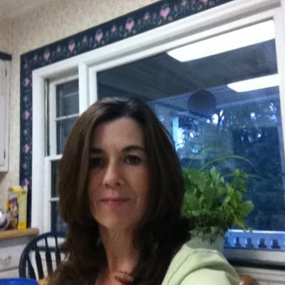 Profile Picture of Eileen Keane (@leeniekeane) on Twitter