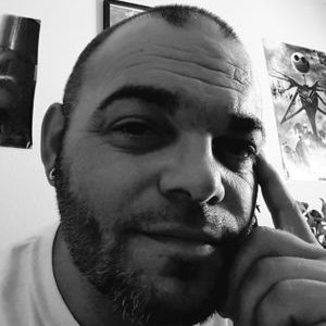 Profile Picture of Robert Jones (@BobBowe0215) on Twitter