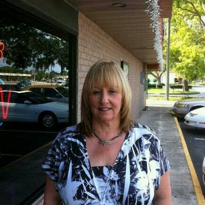 Profile Picture of Terri Bush (@0d1539c59b1149a) on Twitter