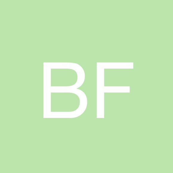 Profile Picture of Bethany Fenker (@betfenker) on Poshmark