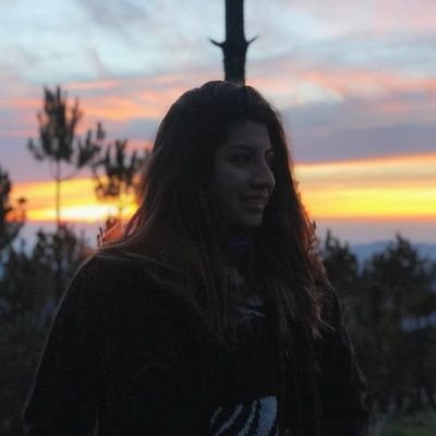 Profile Picture of Karen (@KarenArlett02) on Twitter