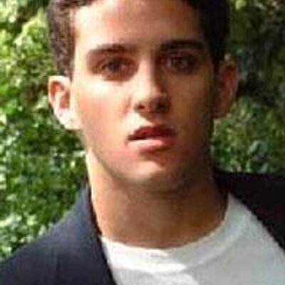 Profile Picture of Joshua Anschutz (@JAnschutz1) on Twitter