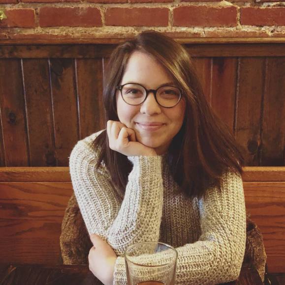 Profile Picture of Brianna Searles (@bsearles) on Poshmark