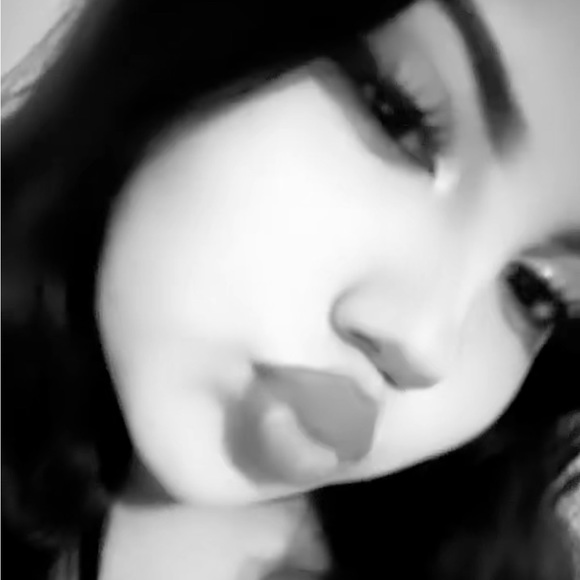 Profile Picture of Jade Chavez (@mimmasz) on Poshmark