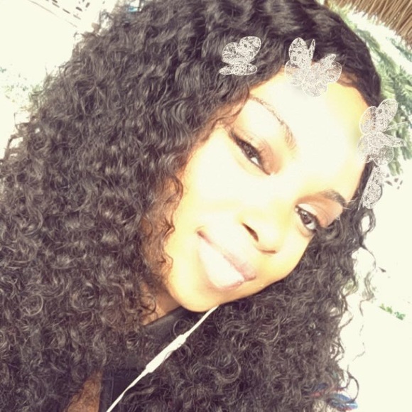 Profile Picture of Kimberly Vergin (@kimtospecial755) on Poshmark