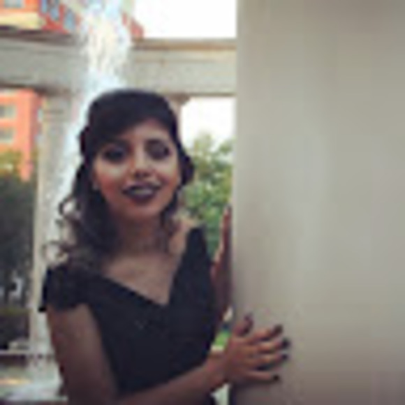 Profile Picture of Micaela Ramirez (@micaelaramir411) on Poshmark