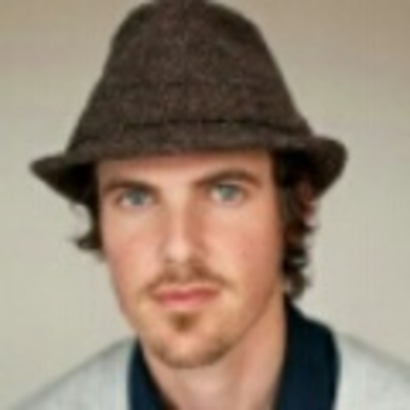 Profile Picture of Adam Muller (@adammuller003) on Poshmark