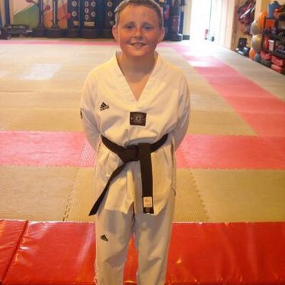 Profile Picture of Daniel Fielding (@dannyafielding) on Twitter