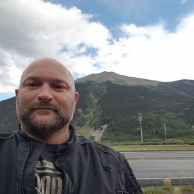 Profile Picture of Richard Howard (@fabian_hills) on Twitter