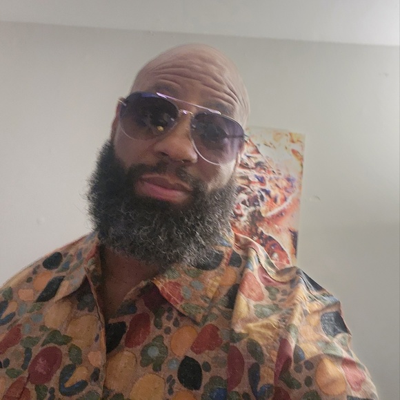 Profile Picture of Christopher Carruthers (@skippy71) on Poshmark