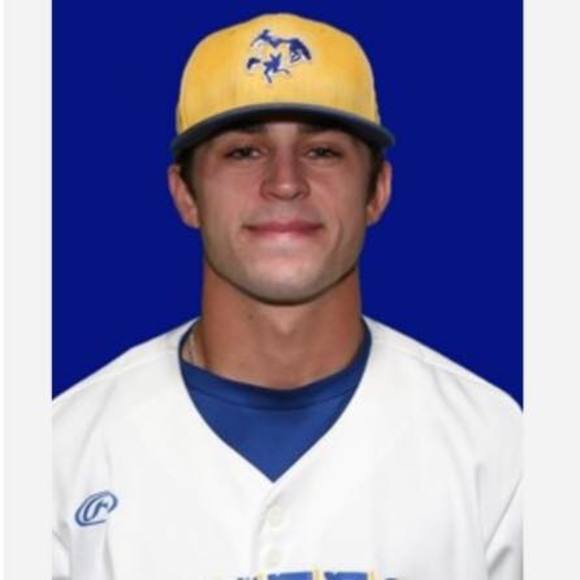 Profile Picture of Nate Fisbeck (@natefisbeck) on Poshmark