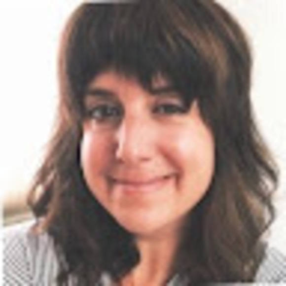 Profile Picture of Lindsay Baish (@elfury) on Poshmark