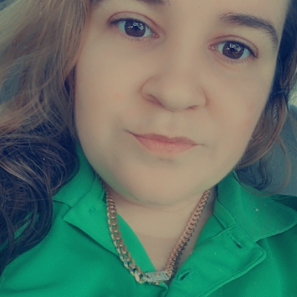 Profile Picture of Brittany Billmyer (@hwdbaby954) on Poshmark