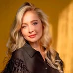 Profile Picture of Alice Cole (@Alice-Cole) on Facebook