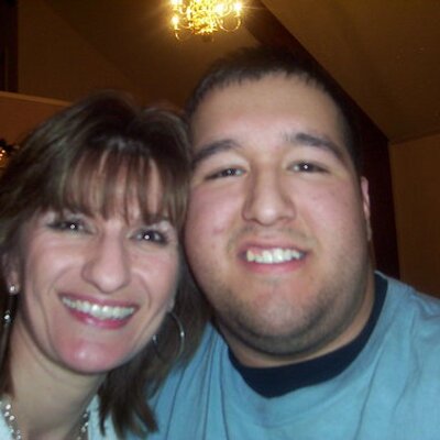 Profile Picture of Jonathan Ledesma (@BigTeflonJon) on Twitter