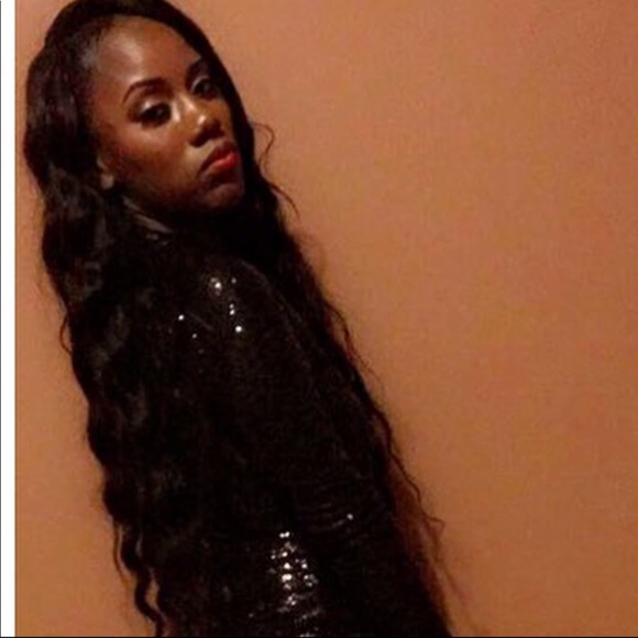 Profile Picture of Toneika Gresham (@toneikag) on Poshmark
