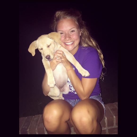 Profile Picture of Mattie Caulder (@mattiecaulder10) on Poshmark