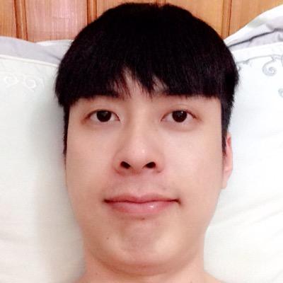Profile Picture of Bùi Quang (@Quang__Peter) on Twitter