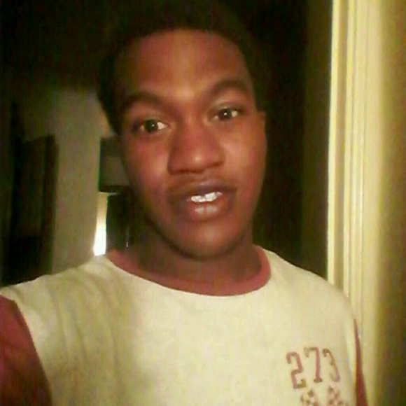 Profile Picture of Lewis Moore (@lewismoore) on Poshmark