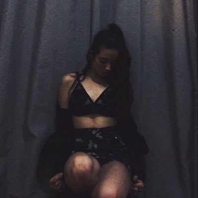 Profile Picture of Amanda (@Amandaluzzi) on Twitter