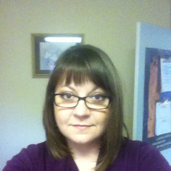 Profile Picture of Angela Sieben (@angalsg7) on Poshmark