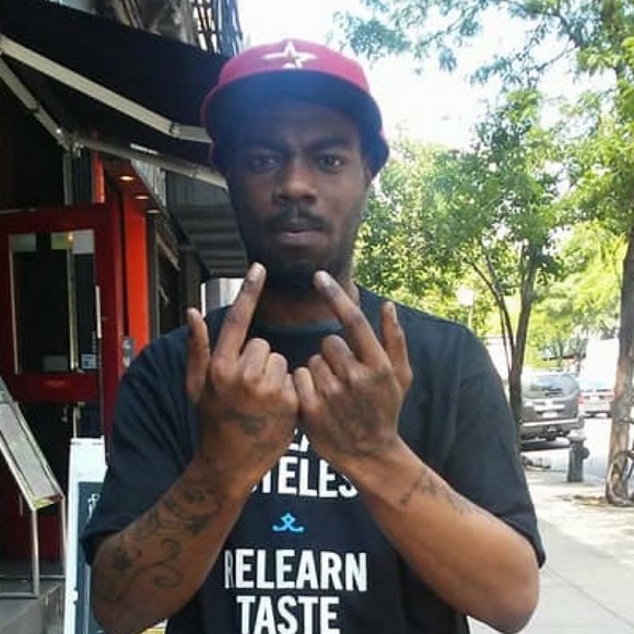 Profile Picture of Christopher Jackson (@jcksn031) on Poshmark