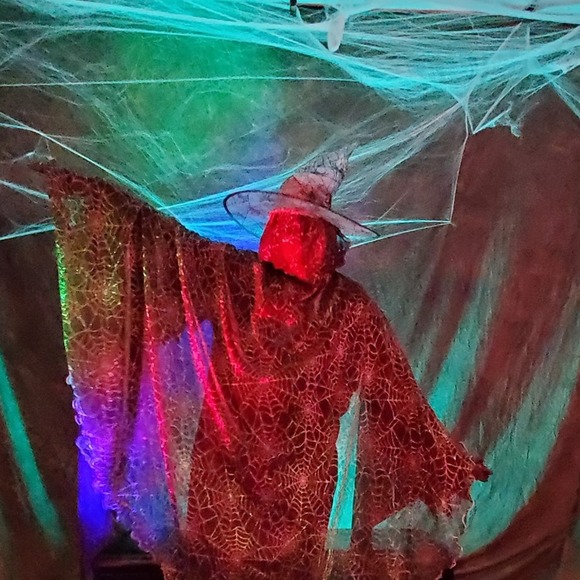 Profile Picture of Kimberly Kolkema-schaub (@kimberlyschaub) on Poshmark