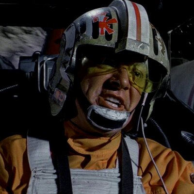 Profile Picture of Jeremy Hinman (@DimUrland) on Twitter