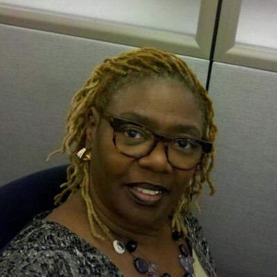Profile Picture of Phyllis Farnsworth (@farn_mc) on Twitter