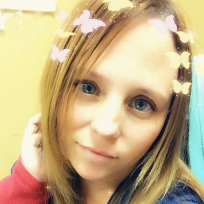 Profile Picture of Desiree Dyer (@Des_dyer) on Twitter