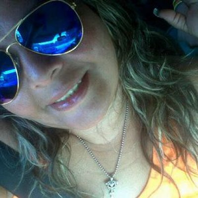 Profile Picture of Yazmin Alvarez (@yazmin_alva) on Twitter