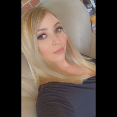 Profile Picture of Stephanie Keller (@RealStephKeller) on Twitter