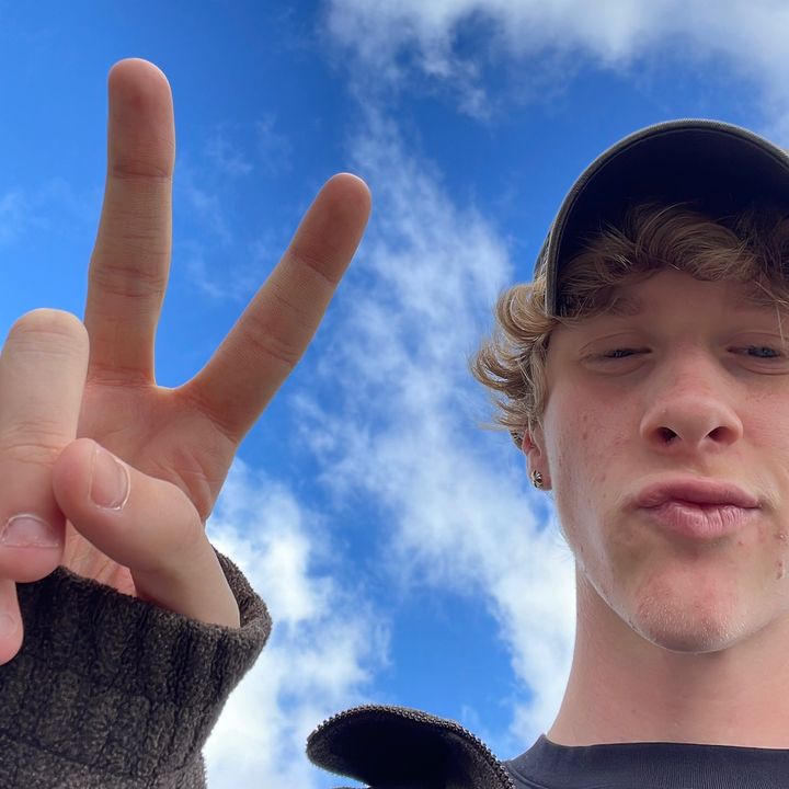 Profile Picture of rob ✯ (@robertgarratt) on Tiktok