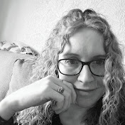 Profile Picture of Laura Irvine (@CoolLyk) on Youtube