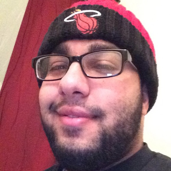 Profile Picture of Mohammad Nassar (@moe2323) on Poshmark