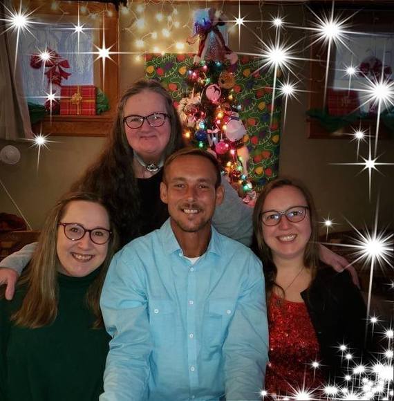 Profile Picture of Angela Winiarski brie (@angelwinhere) on Poshmark