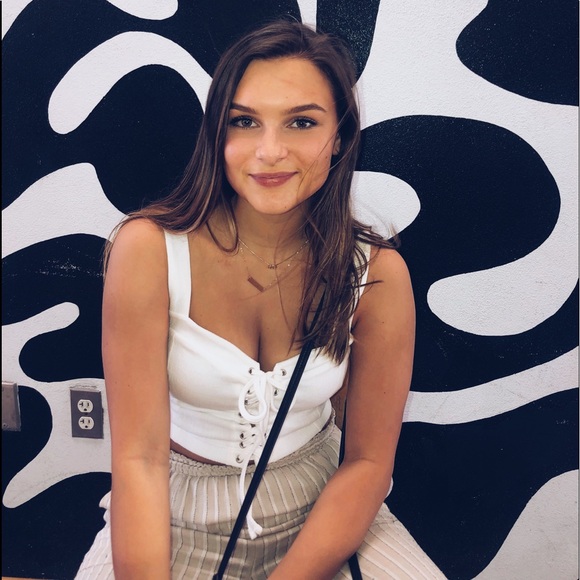 Profile Picture of Margo Callahan (@margocallahan) on Poshmark