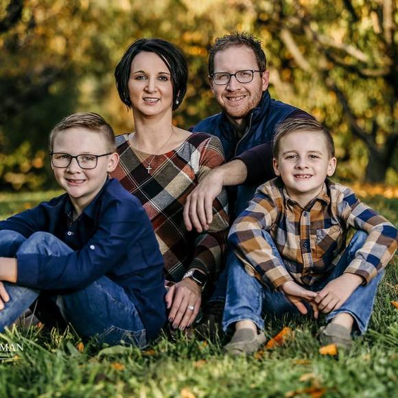 Profile Picture of Candace Elmore (@celmorern) on Poshmark