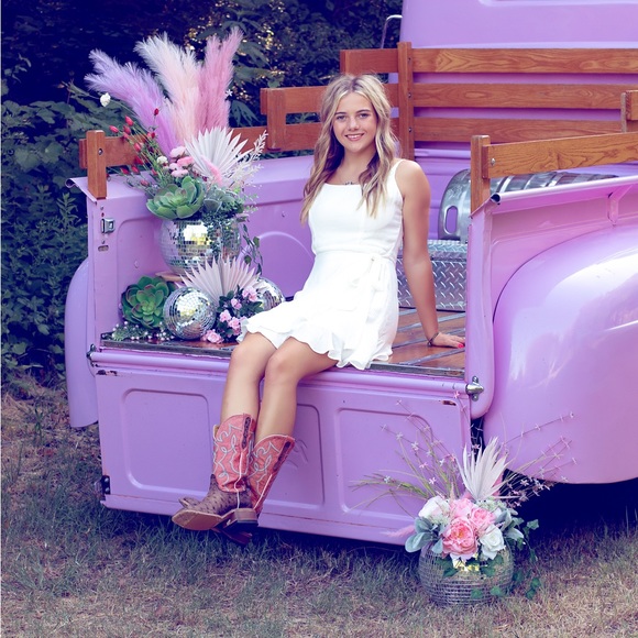 Profile Picture of Hailey Hazel (@haileyhazel) on Poshmark