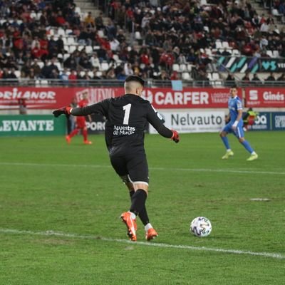 Profile Picture of Adrián Mar†ínez ⚽ † (@AdrianMS196) on Twitter